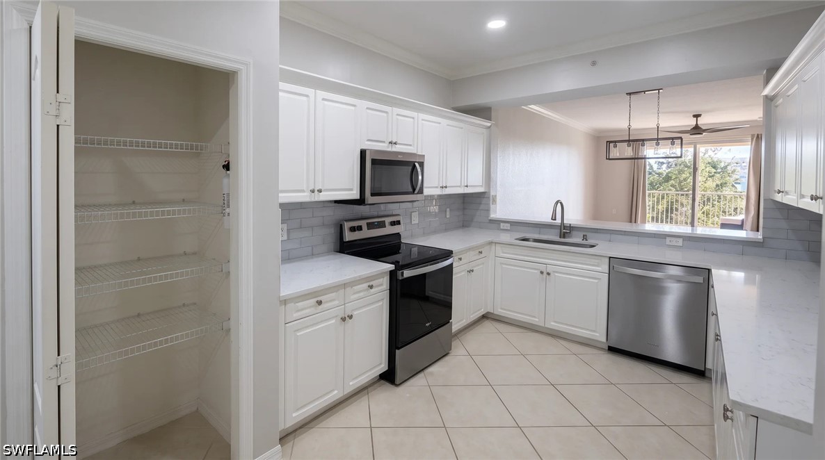 Residential Lease in Estero 2