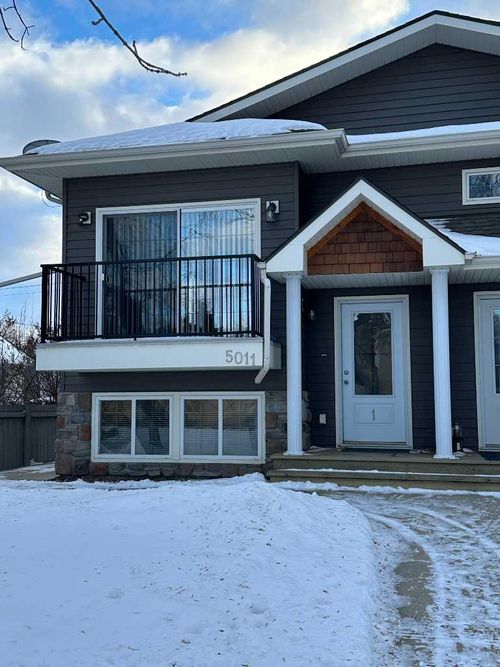 1-5011 55 Ave, Ponoka, AB, T4J1H3 | Card Image