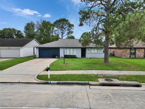 16406 Blackhawk Blvd, Friendswood, TX, 77546-3121 | Card Image