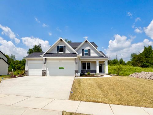5911 Valley Point Dr Se, Caledonia, MI, 49316-5801 | Card Image