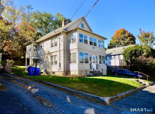 40 Maplewood Ave, Torrington, CT, 06790-5161 | Card Image