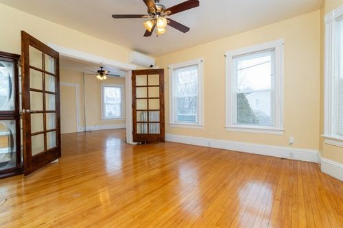 527 North Warren, Brockton, MA, 02301 | Card Image