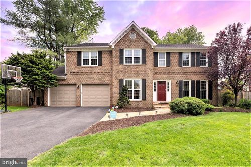 9808 Korman Ct, POTOMAC, MD, 20854-2042 | Card Image