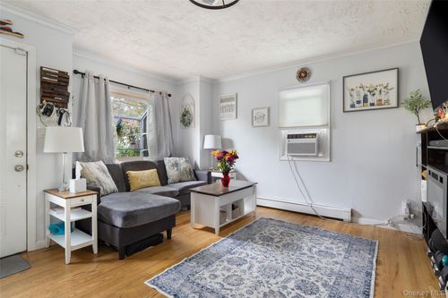 223 N 4th St, Ronkonkoma, NY, 11779-3708 | Card Image