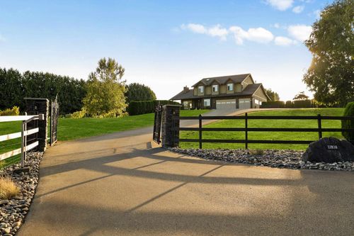 33930 Mcconnell Rd, Abbotsford, BC, V2S8A6 | Card Image
