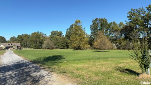 000 Ross Ln, Carbondale, IL, 62901 | Card Image