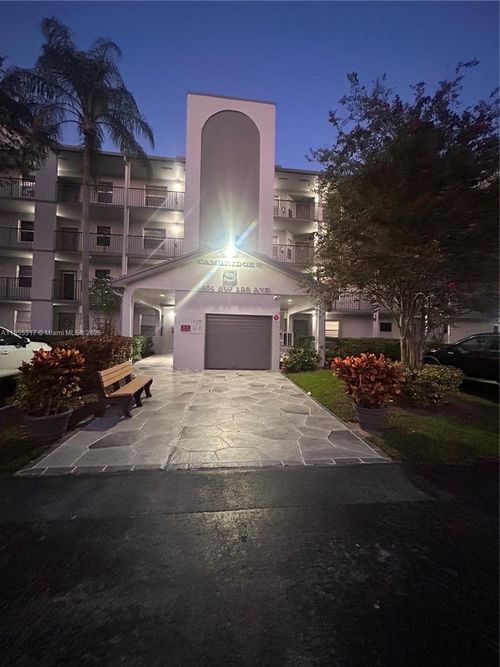 apt-405s-1351 Sw 125th Ave, Pembroke Pines, FL, 33027-4081 | Card Image