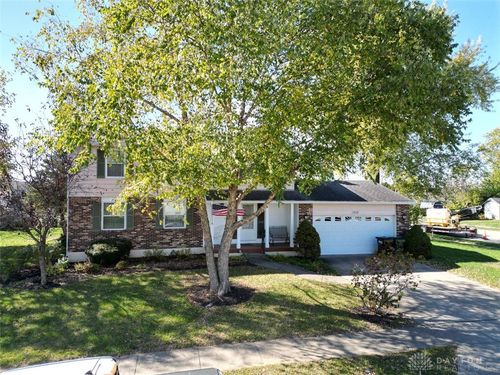 1928 El Camino Dr, Xenia, OH, 45385-1168 | Card Image