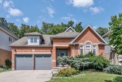 519 Winterburg Walk, House other with 4 bedrooms, 4 bathrooms and 4 parking in Waterloo ON | Image 1