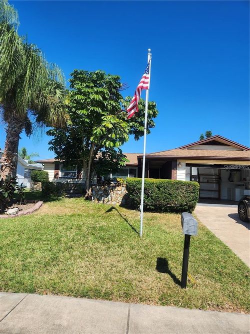 7021 Sonata Dr, PORT RICHEY, FL, 34668-4923 | Card Image