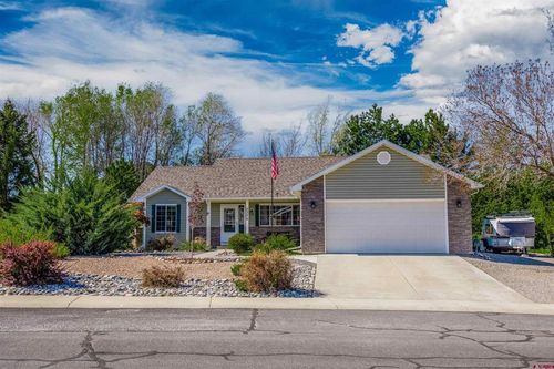 2324 Mead Ln, Montrose, CO, 81401-5369 | Card Image