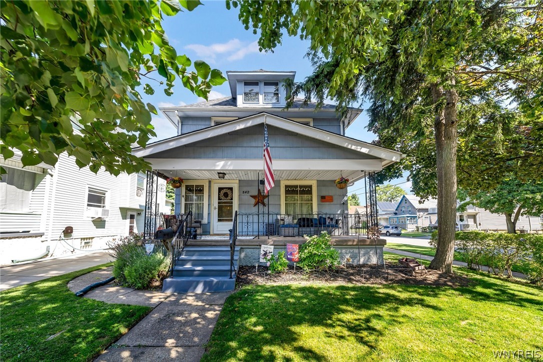 Thompson St, North Tonawanda, NY 14120