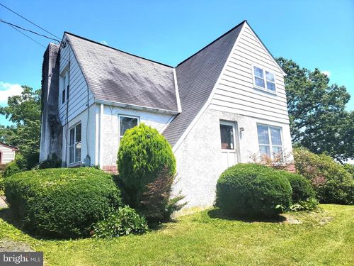 141 Greshville Rd, BOYERTOWN, PA, 19512-8485 | Card Image