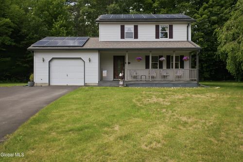 31 Oak St, Lake George, NY, 12845-6020 | Card Image