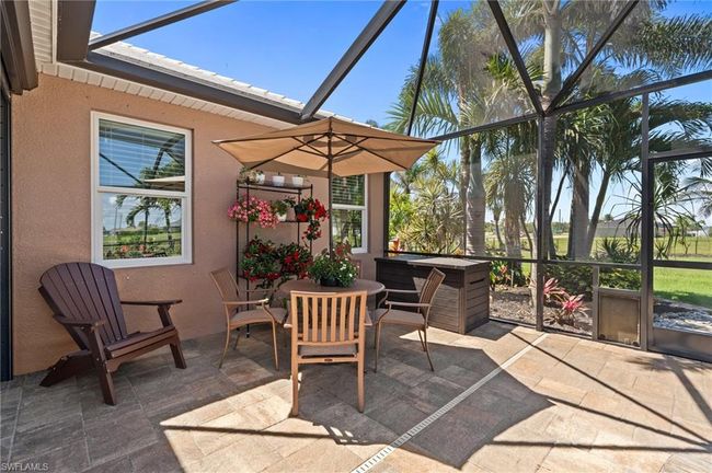 View of sunroom | Image 38