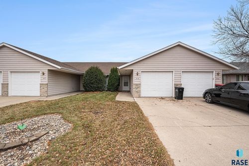 410 N 9th Ave Avenue, Brandon, SD, 57005 | Card Image