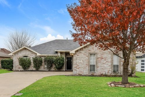 466 Tranquility Ln, Cedar Hill, TX, 75104-3160 | Card Image