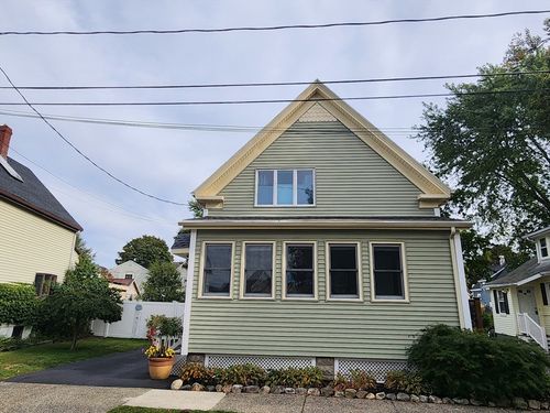9 Floyd Ave, Lynn, MA, 01904-2215 | Card Image