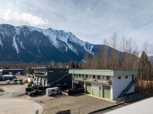 3-1920 Carpenter Rd, Pemberton, BC, V0N2L0 | Card Image