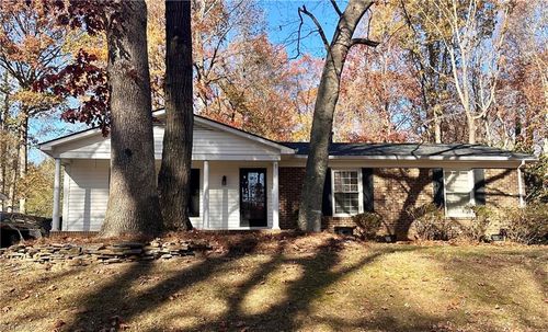 2708 Regents Park Ln, Greensboro, NC, 27455-2202 | Card Image