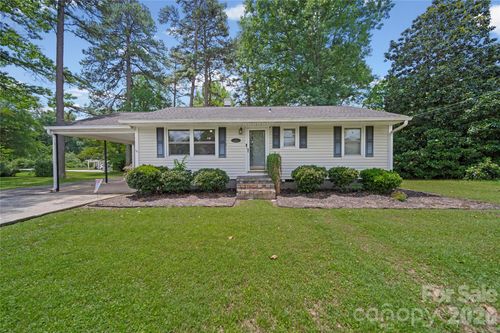 600 Mcadenville Rd, Lowell, NC, 28098-1620 | Card Image
