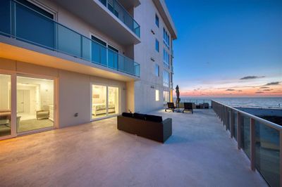 502 - 15 Avalon Street, Condo with 4 bedrooms, 3 bathrooms and null parking in Clearwater Beach FL | Image 1