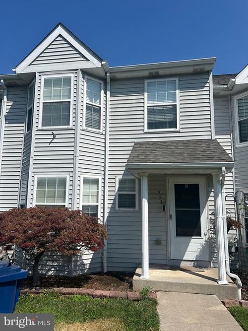 253 Thia Ct, COATESVILLE, PA, 19320-2766 | Card Image