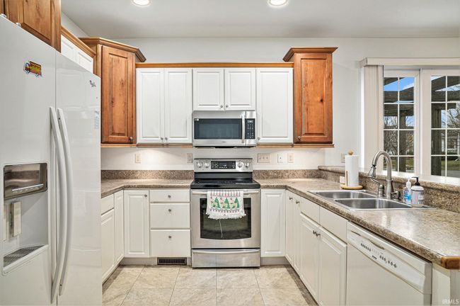 1153 Harbor Way, House other with 2 bedrooms, 2 bathrooms and null parking in Burns Harbor IN | Image 6