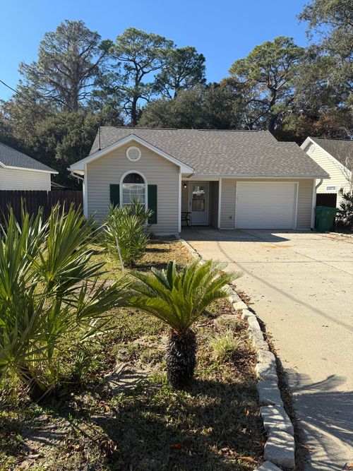 99 Opp Blvd Ne, Fort Walton Beach, FL, 32548-4419 | Card Image