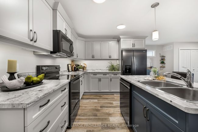 29 Rabbit Rd, House attached with 3 bedrooms, 2 bathrooms and 1 parking in Brighton ON | Image 14