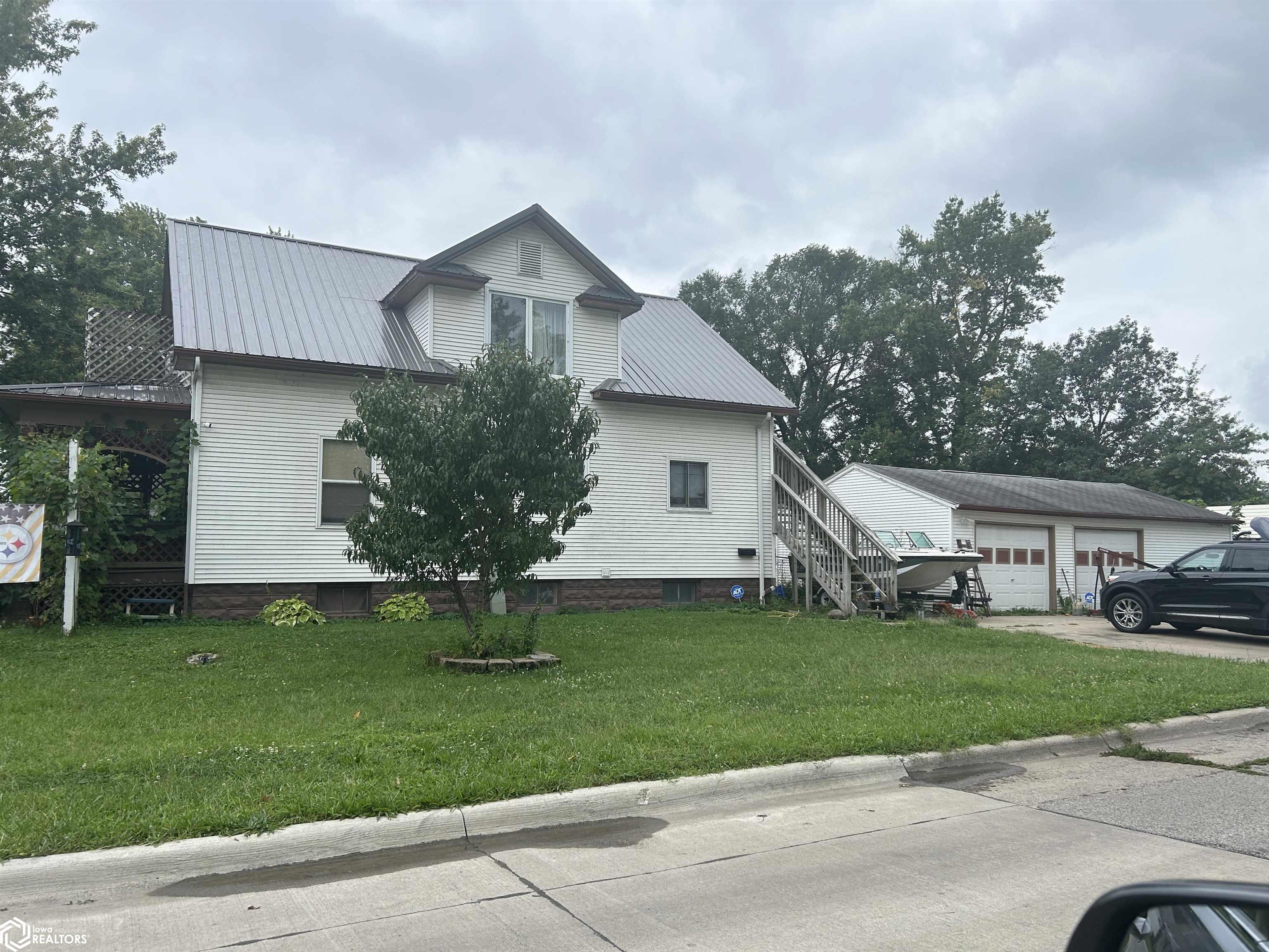 Milner St, Ottumwa, IA 52501