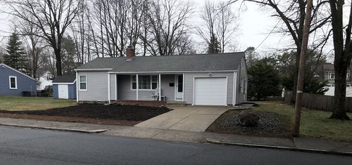 10 Veery Rd, Attleboro, MA, 02703-1727 | Card Image