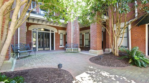 400 E Washington St, Greenville, SC, 29601-2932 | Card Image