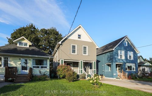3 Victoria St, Saint Catharines, ON, L2S2K8 | Card Image