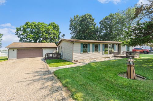 13596 Pleasant View Rd, Three Rivers, MI, 49093-8406 | Card Image