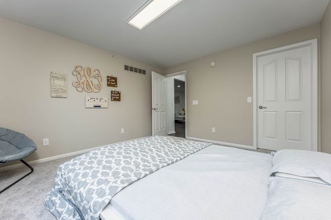 27863 Hopkins Dr, Condo with 2 bedrooms, 2 bathrooms and null parking in Novi MI | Image 10