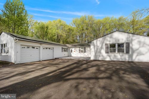 1227 Lavender Rd, BENSALEM, PA, 19020-5319 | Card Image