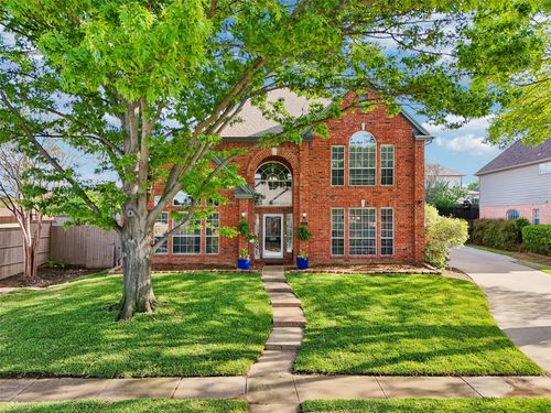 2077 Brookgate Dr, Grapevine, TX, 76051-7811 | Card Image