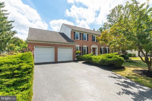 121 Scarlet Dr, CONSHOHOCKEN, PA, 19428-1385 | Card Image
