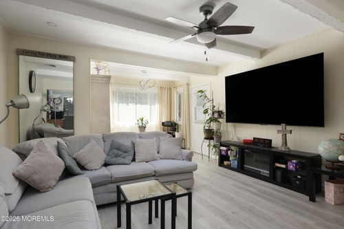 34 B Pheasant Street, Manchester, NJ, 08759 | Card Image