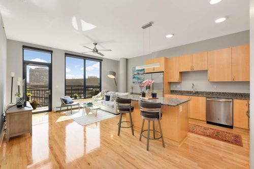 unit-817-1240 S 2nd St, Minneapolis, MN, 55415-2626 | Card Image