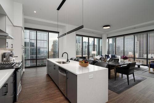 2006-270 Hennepin Ave, Minneapolis, MN, 55401-7540 | Card Image