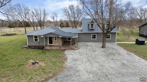 3139 E 293rd St, Melvern, KS, 66510-9144 | Card Image