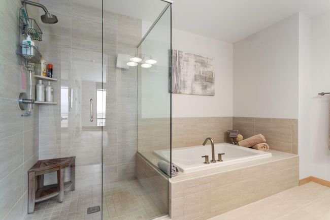 Full Primary bathroom | Image 12