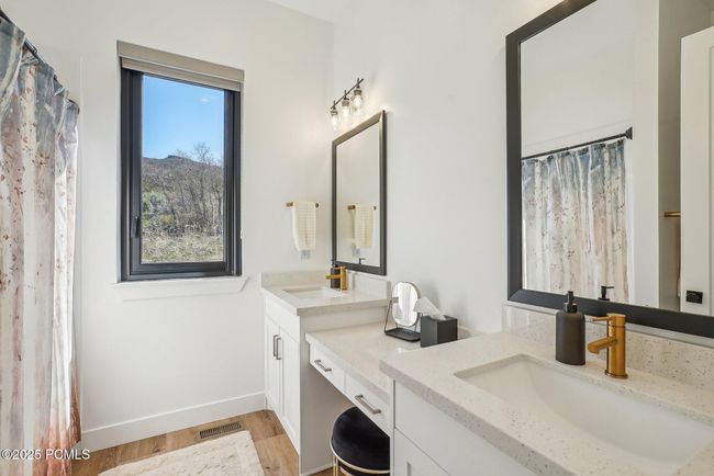 11332 N White Tail Ct, Home with 4 bedrooms, 4 bathrooms and null parking in Hideout UT | Image 22