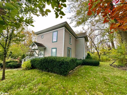 103 S 8th Ave E, Newton, IA, 50208-4761 | Card Image