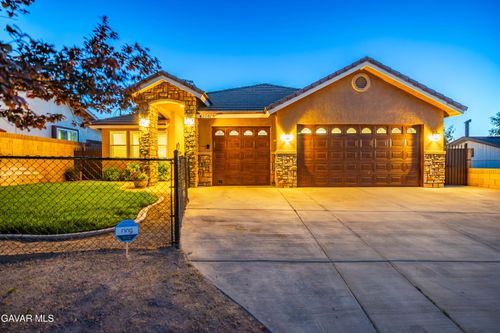 42041 47th St W, Lancaster, CA, 93536-3502 | Card Image