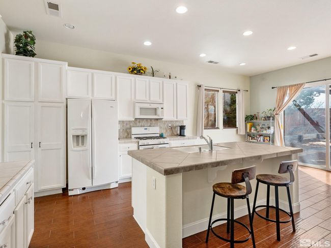 1194 Jasmine Ln, House other with 3 bedrooms, 2 bathrooms and 3 parking in Fernley NV | Image 14