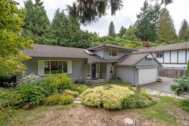 5670 Keith Road, House other with 3 bedrooms, 2 bathrooms and null parking in West Vancouver BC | Image 4