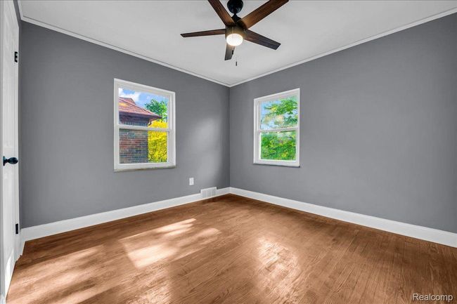 17550 Ohio St, House other with 3 bedrooms, 2 bathrooms and null parking in Detroit MI | Image 21